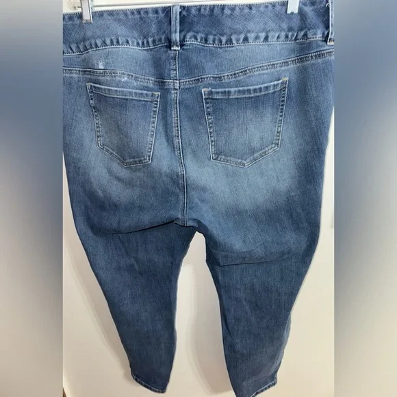 Torrid Classic Blue Denim Jeggings Jeans - Picture 3 of 6